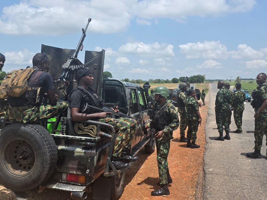 Troops Kill ISWAP VIP Escort Commander, Fighters in Borno 2 troops — Troops Kill ISWAP VIP Escort Commander, Fighters in Borno